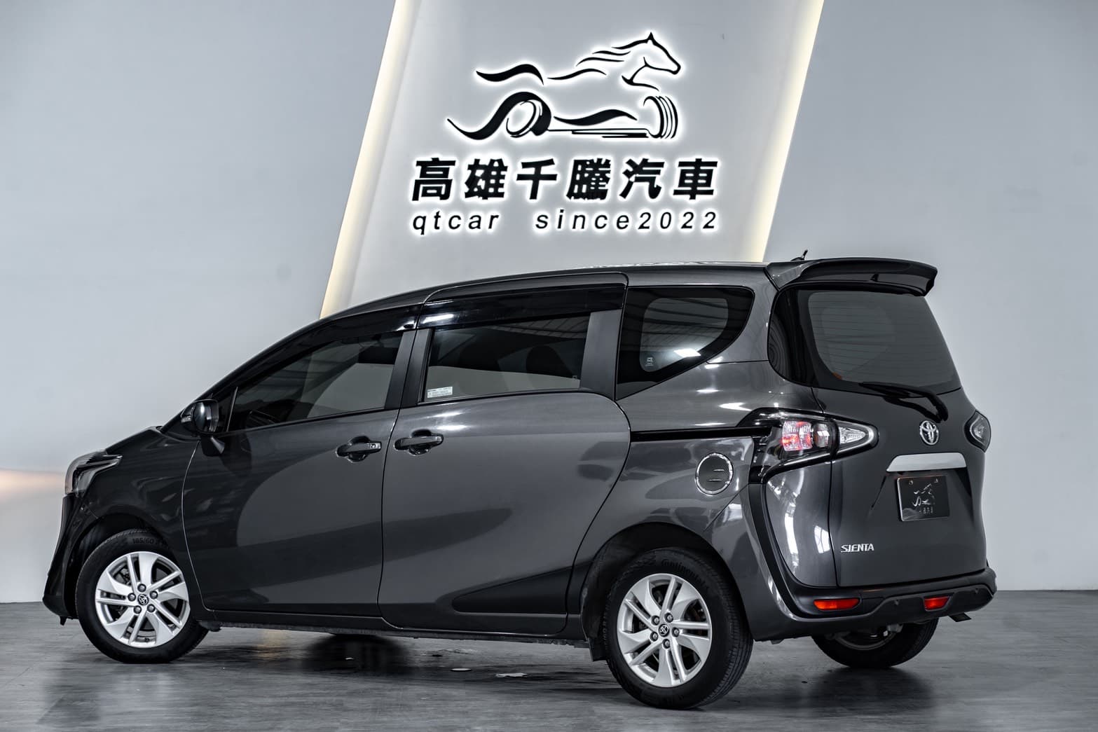 2020 Toyota Sienta 5人座豪華+