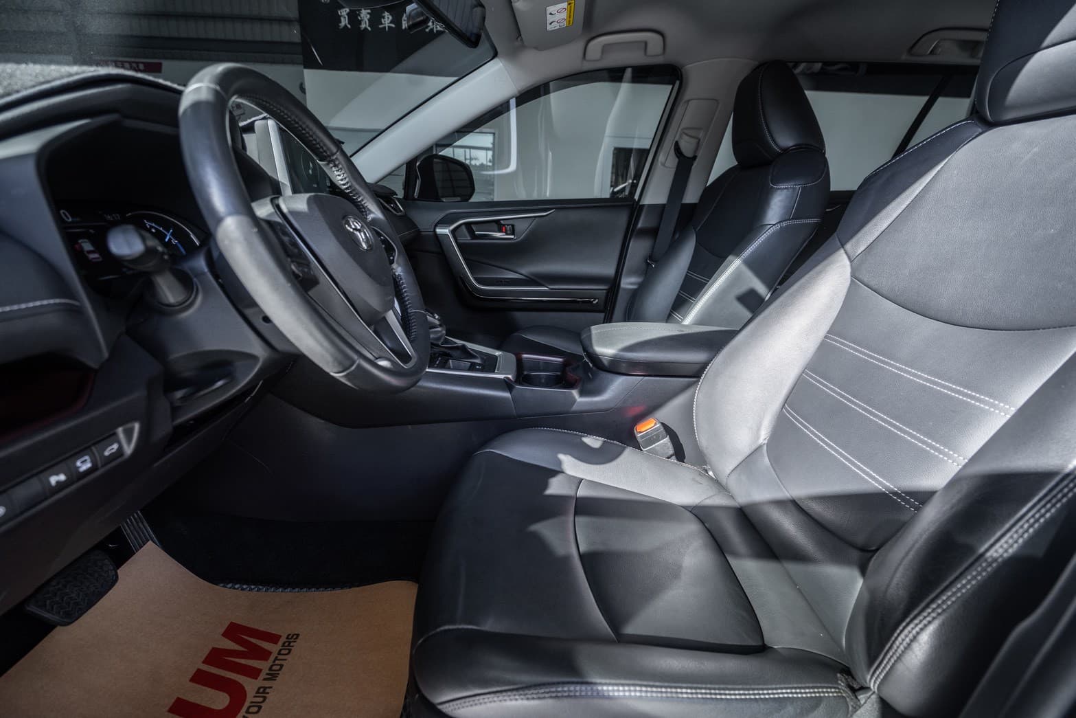 2021 Toyoyta RAV4 Hybrid 旗艦版