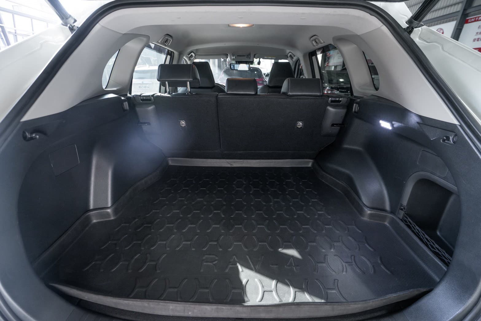 2021 Toyoyta RAV4 Hybrid 旗艦版