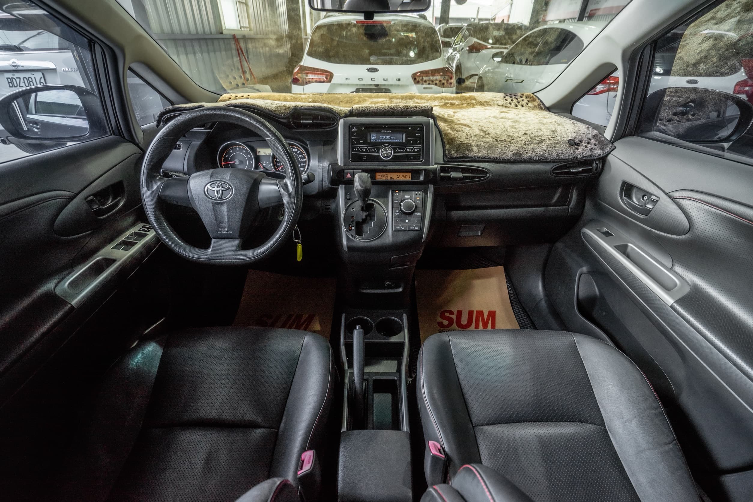 2015年 Toyota Wish 經典版