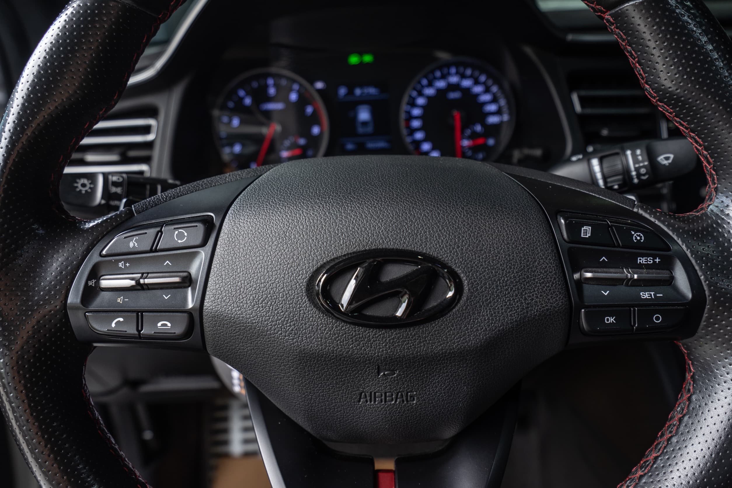 2020 Hyundai Elantra Sport極速型