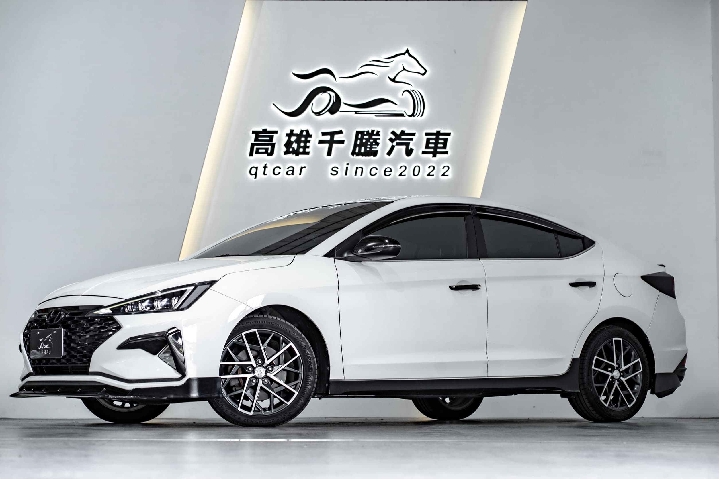 2020 Hyundai Elantra Sport極速型