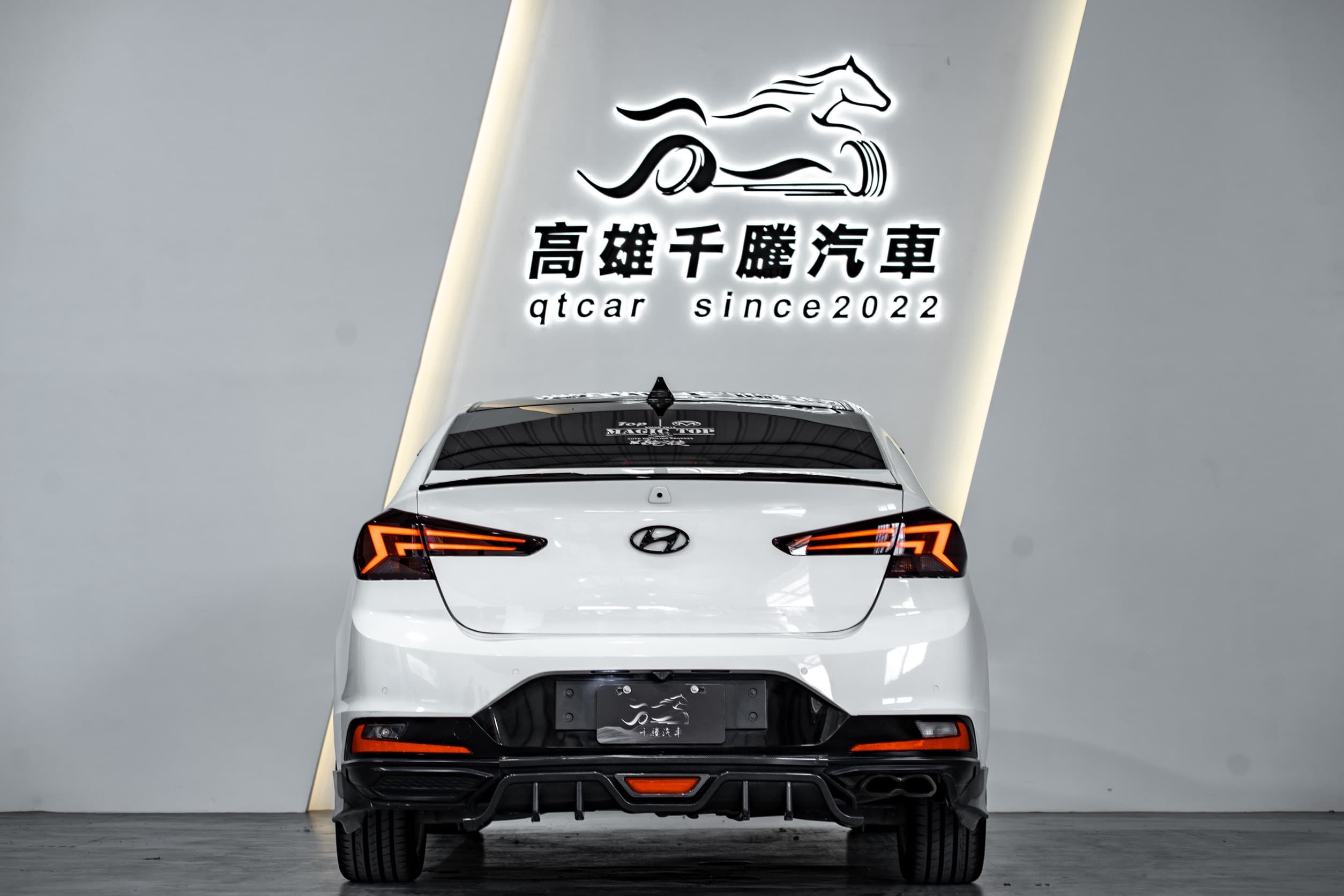 2020 Hyundai Elantra Sport極速型