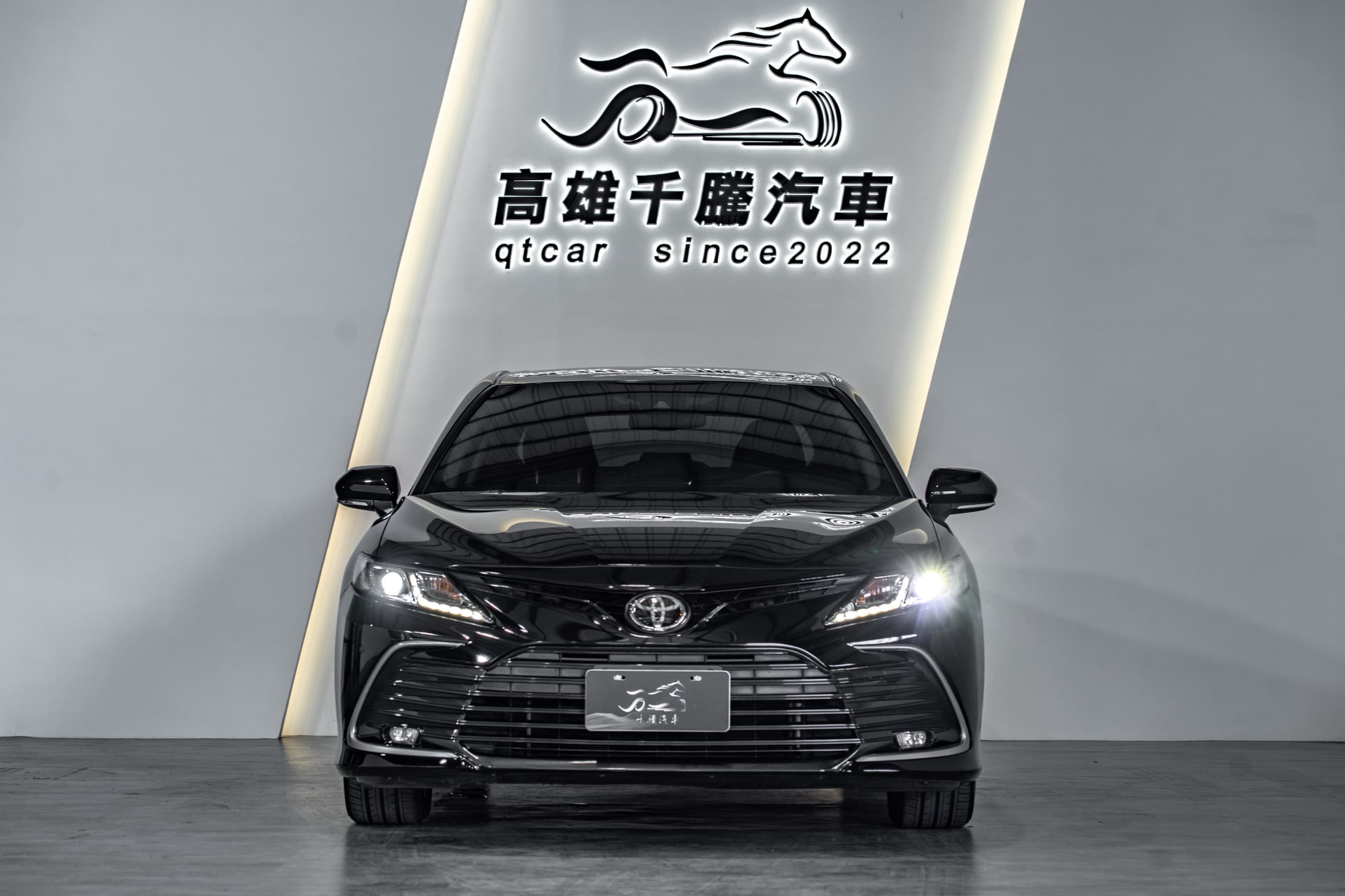 2022 Toyota Camry汽油尊爵版