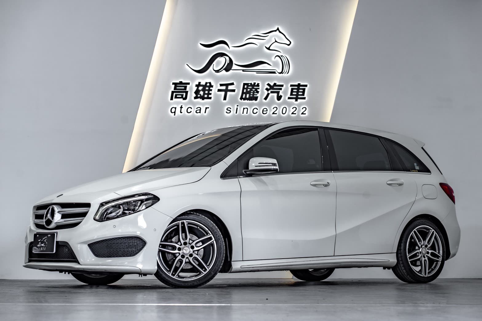 2016 Benz B200 1.6 AMG