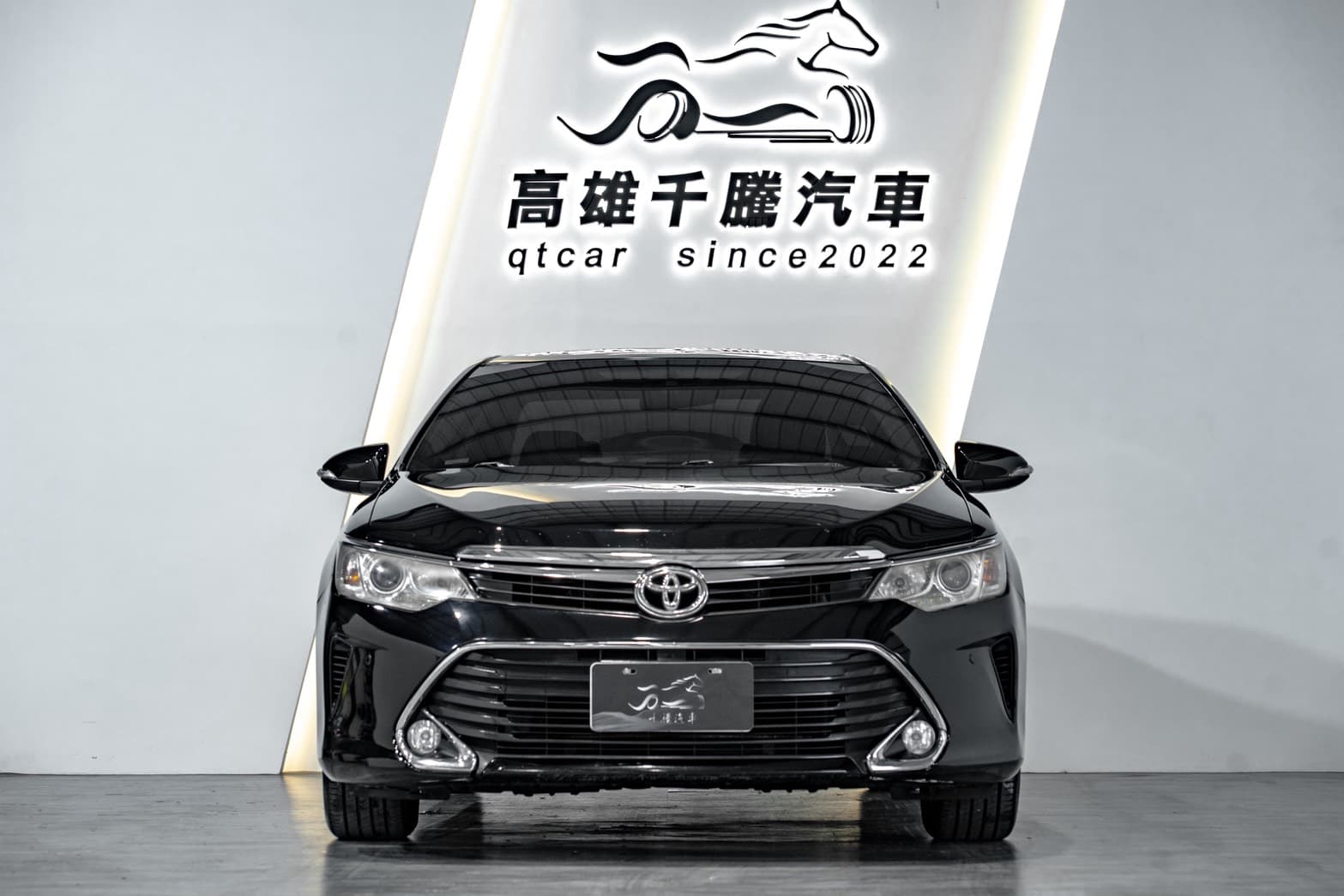 2016 Toyota Camry 尊爵版