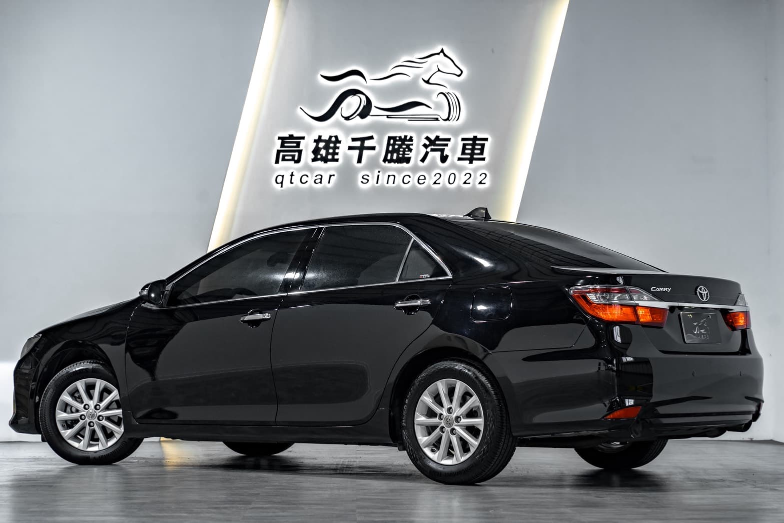 2016 Toyota Camry 尊爵版