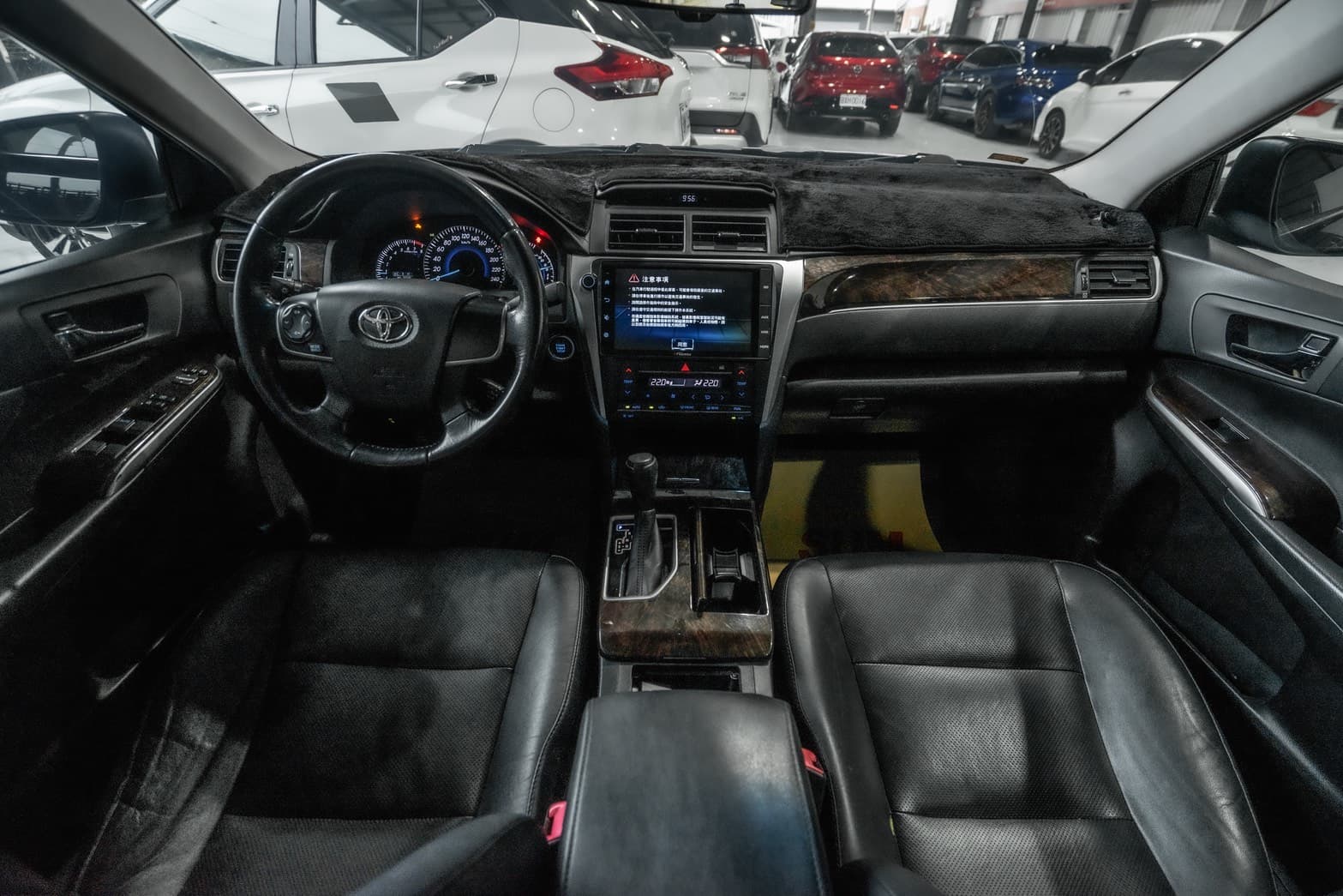 2016 Toyota Camry 尊爵版