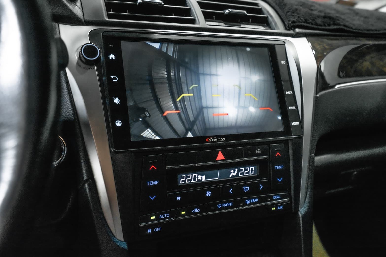 2016 Toyota Camry 尊爵版
