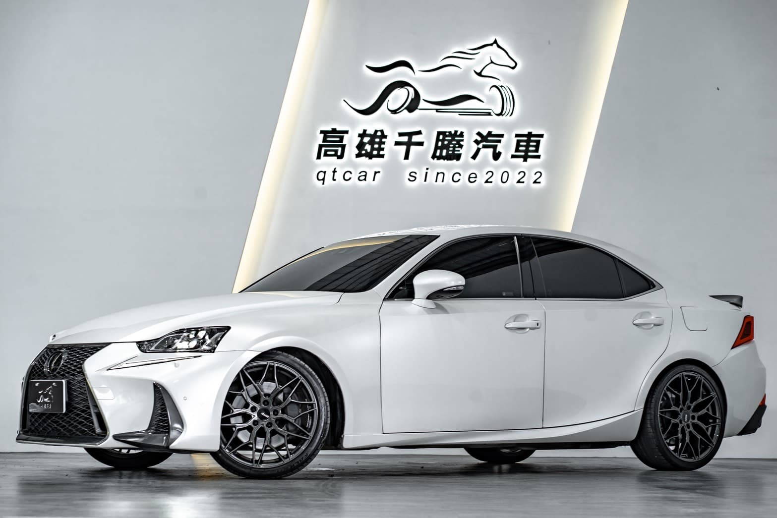2019年 LEXUS IS300頂級版