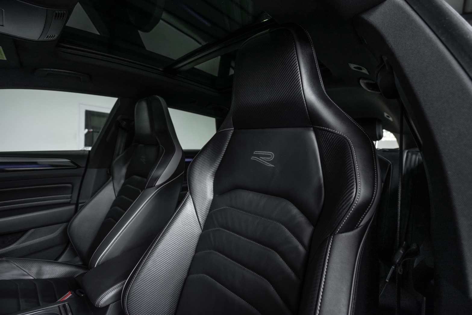 2023年 VW Arteon SB 430 R-Line Performance