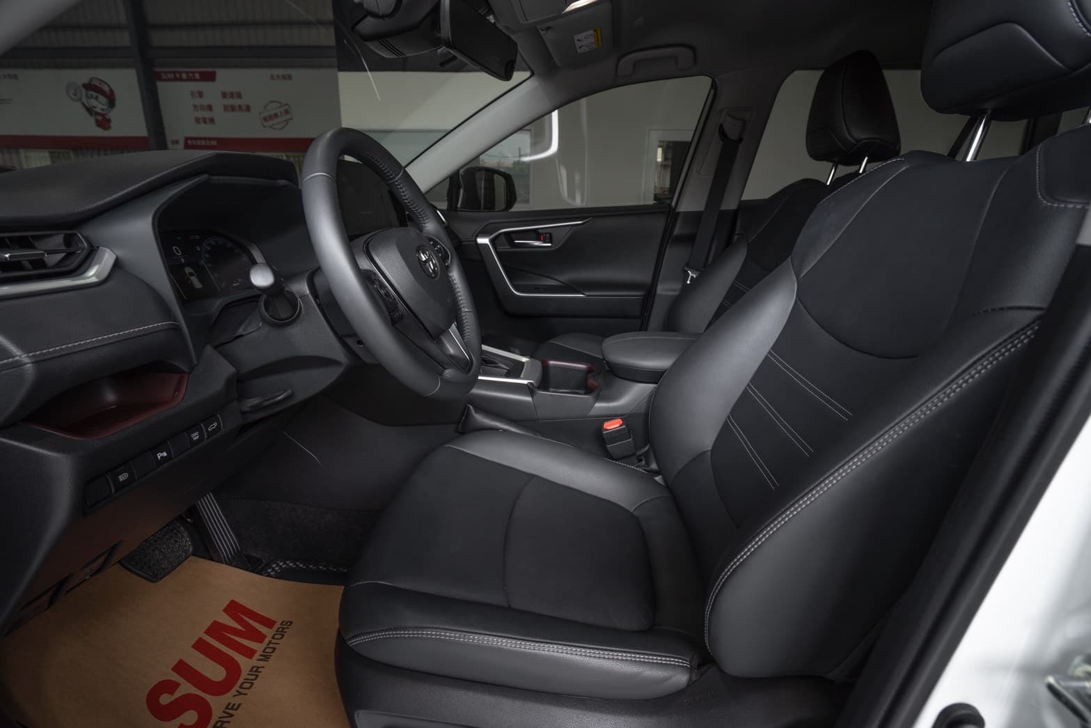 2025 Toyoyta RAV4旗艦汽油版