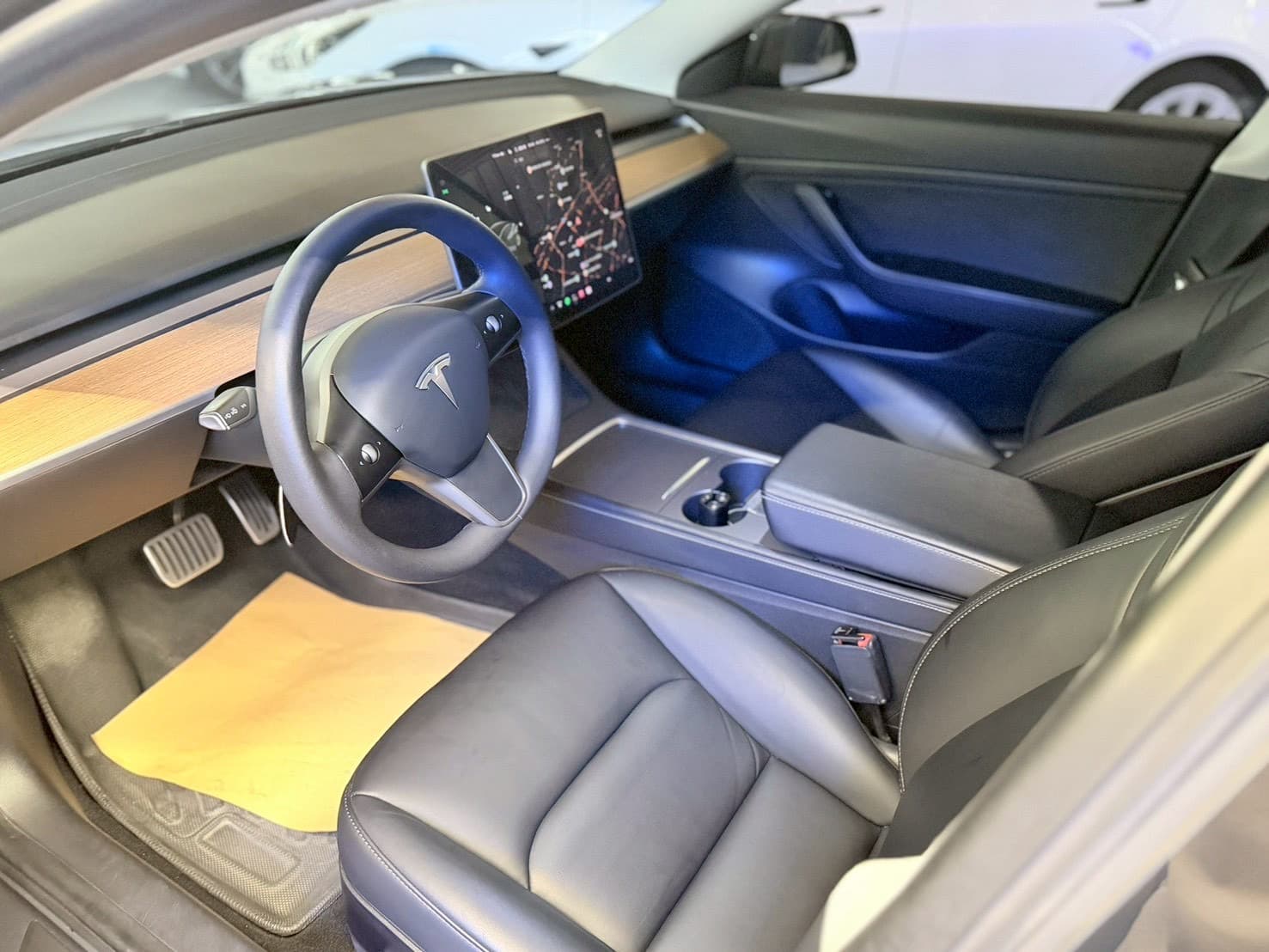 2021年 Tesla Model 3 SR AP TPC