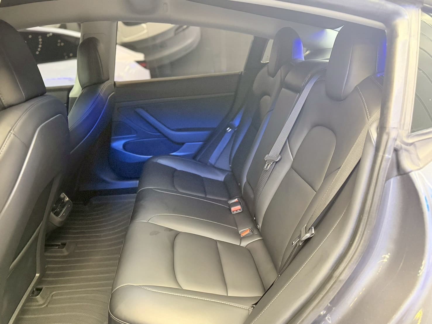 2021年 Tesla Model 3 SR AP TPC
