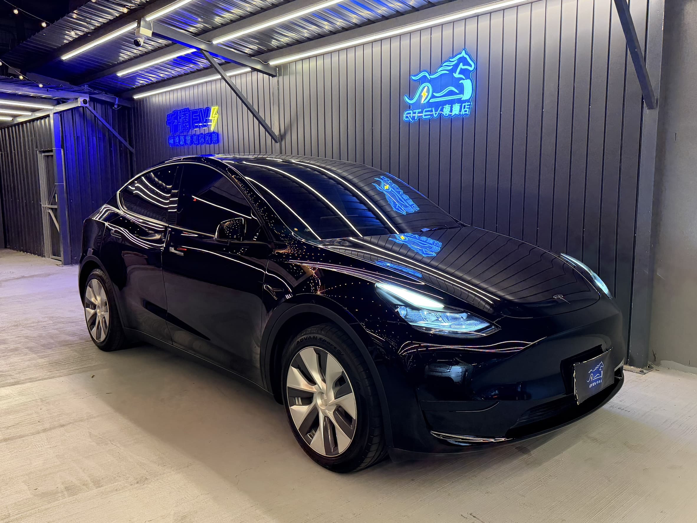 2024年 Tesla Model Y RWD EAP HW4.0
