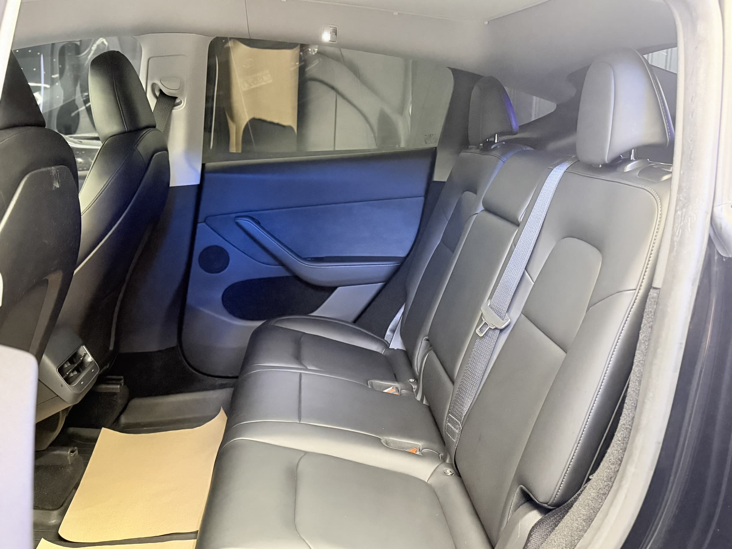 2024年 Tesla Model  Y  RWD  EAP  HW4.0