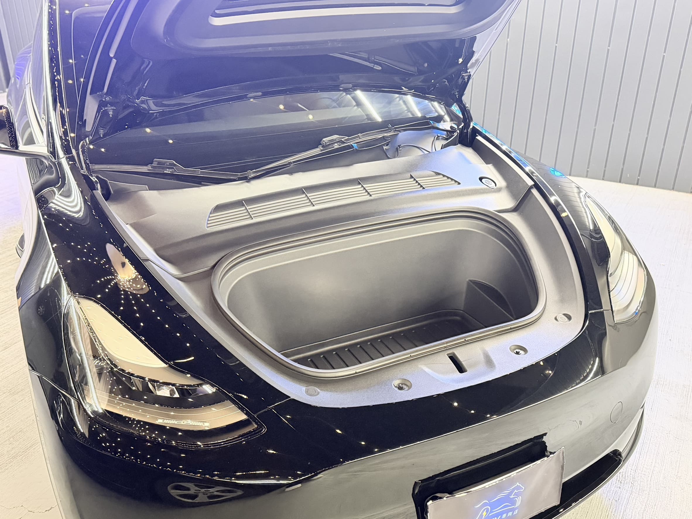 2024年 Tesla Model  Y  RWD  EAP  HW4.0