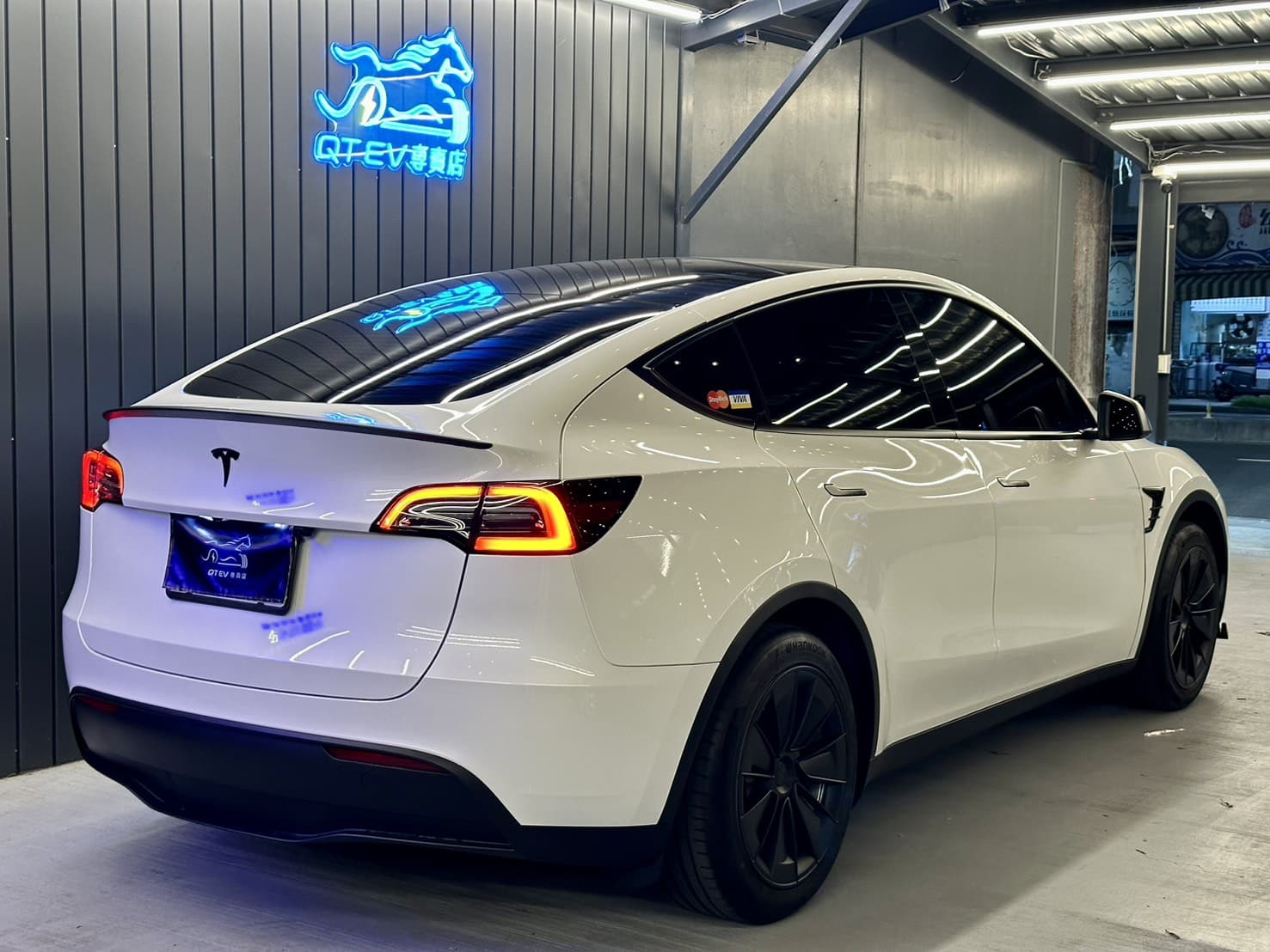 2024年 Tesla Model  Y  RWD