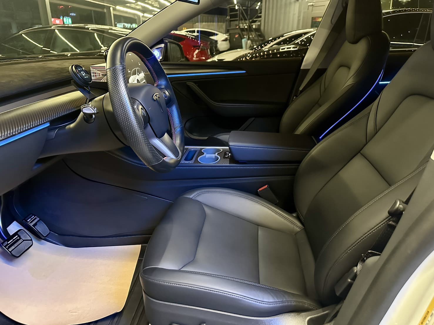 2024年 Tesla Model  Y  RWD