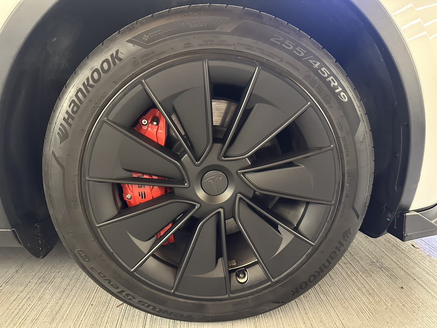 2024年 Tesla Model  Y  RWD